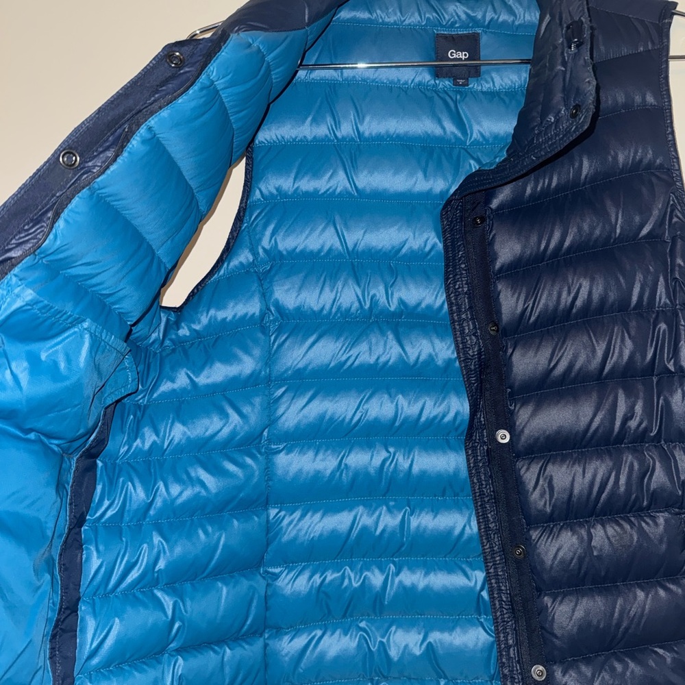 GAP Blue Quilted Puffer Vest - Picture 3 of 8